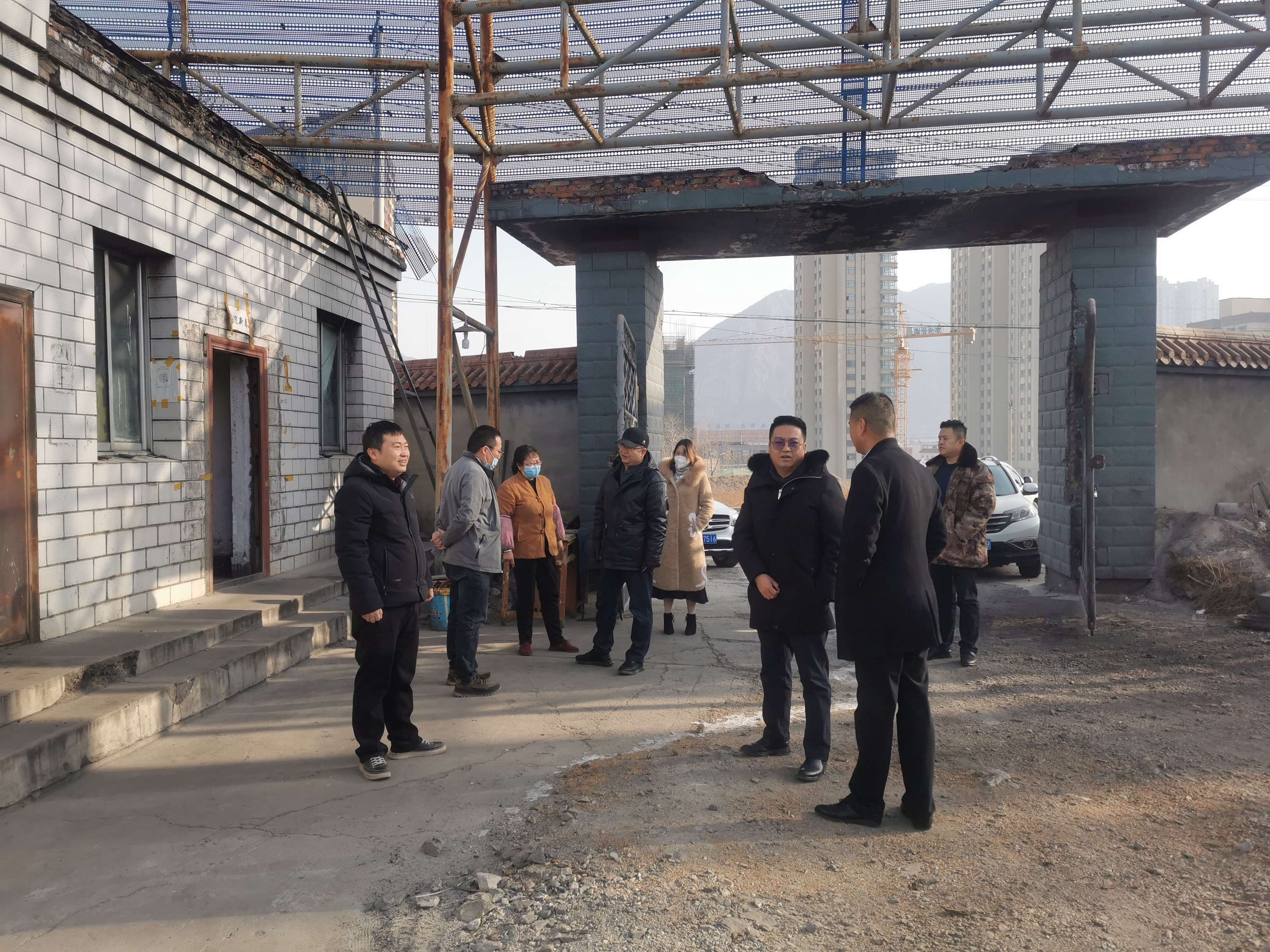 集團公司開展春節前走訪慰問活動.jpg