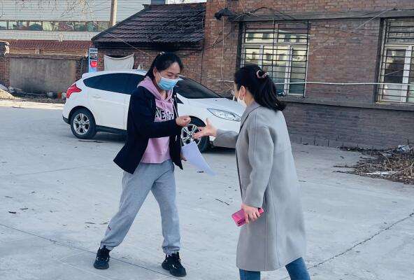大通事業部開展慶“三八”活動之狹路相逢.jpg
